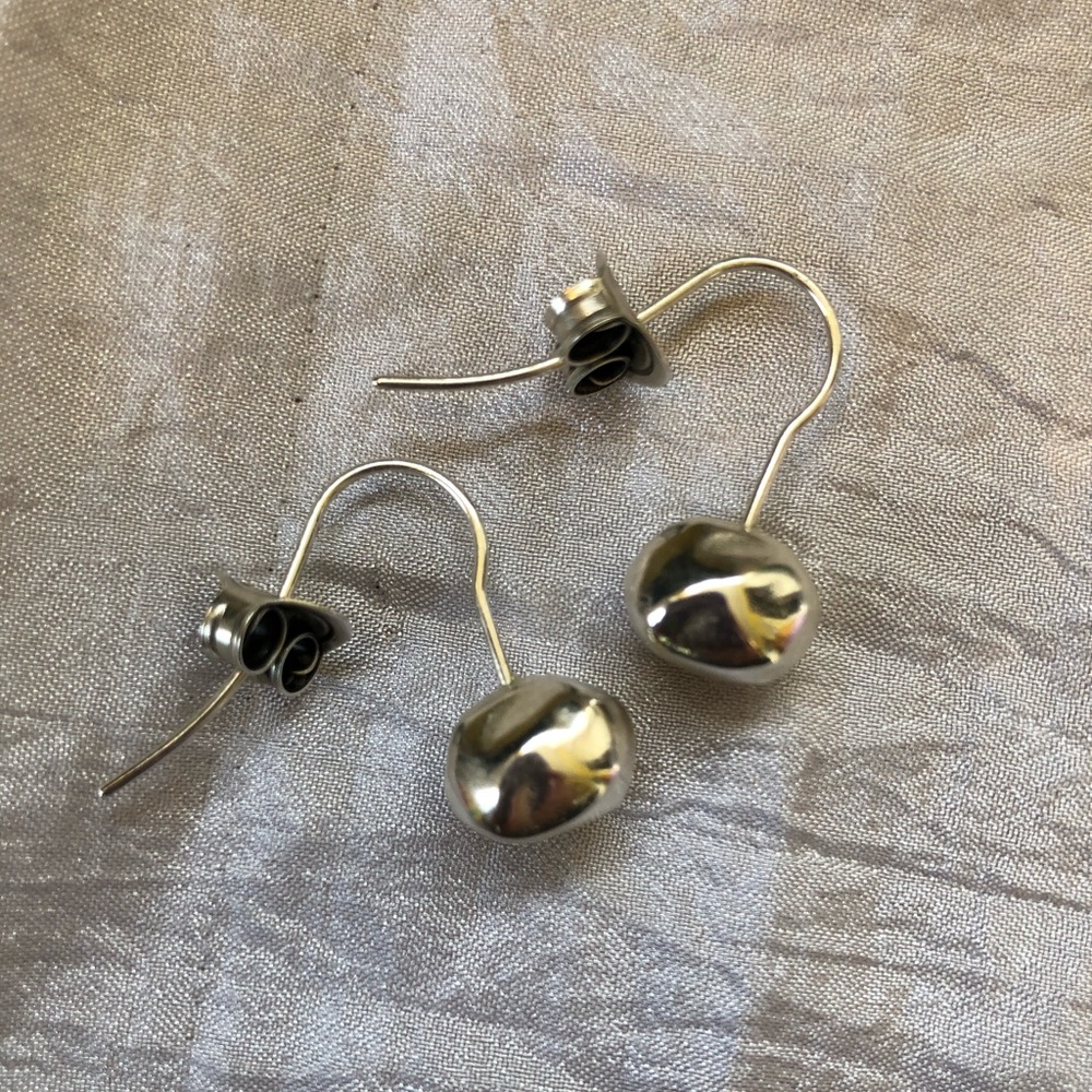 Uno de 50 Cherries Earrings